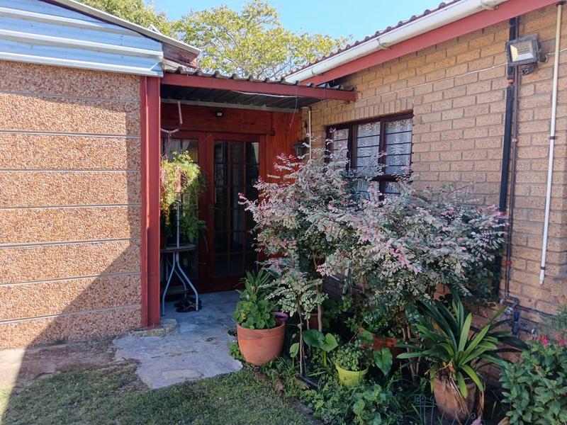 3 Bedroom Property for Sale in Albertinia Western Cape
